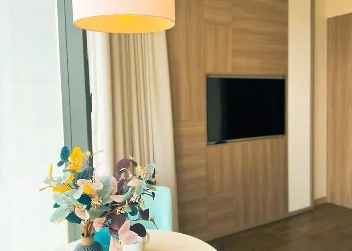 A La Carte Bay Aparthotel Ha Long
