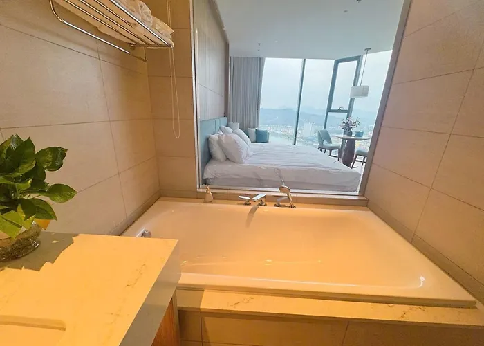 Aparthotel A La Carte Bay Ha Long